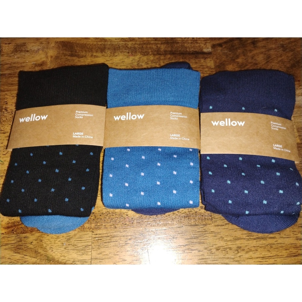 NEW Wellow Premium Compression Socks Large (LOT OF 3)
